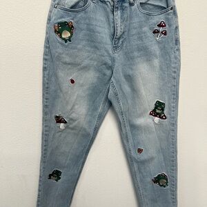Hot Topic Denim Embroidered Mom Jeans Frog Mushroom Fantasy Size 7